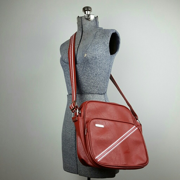 samsonite red messenger bag
